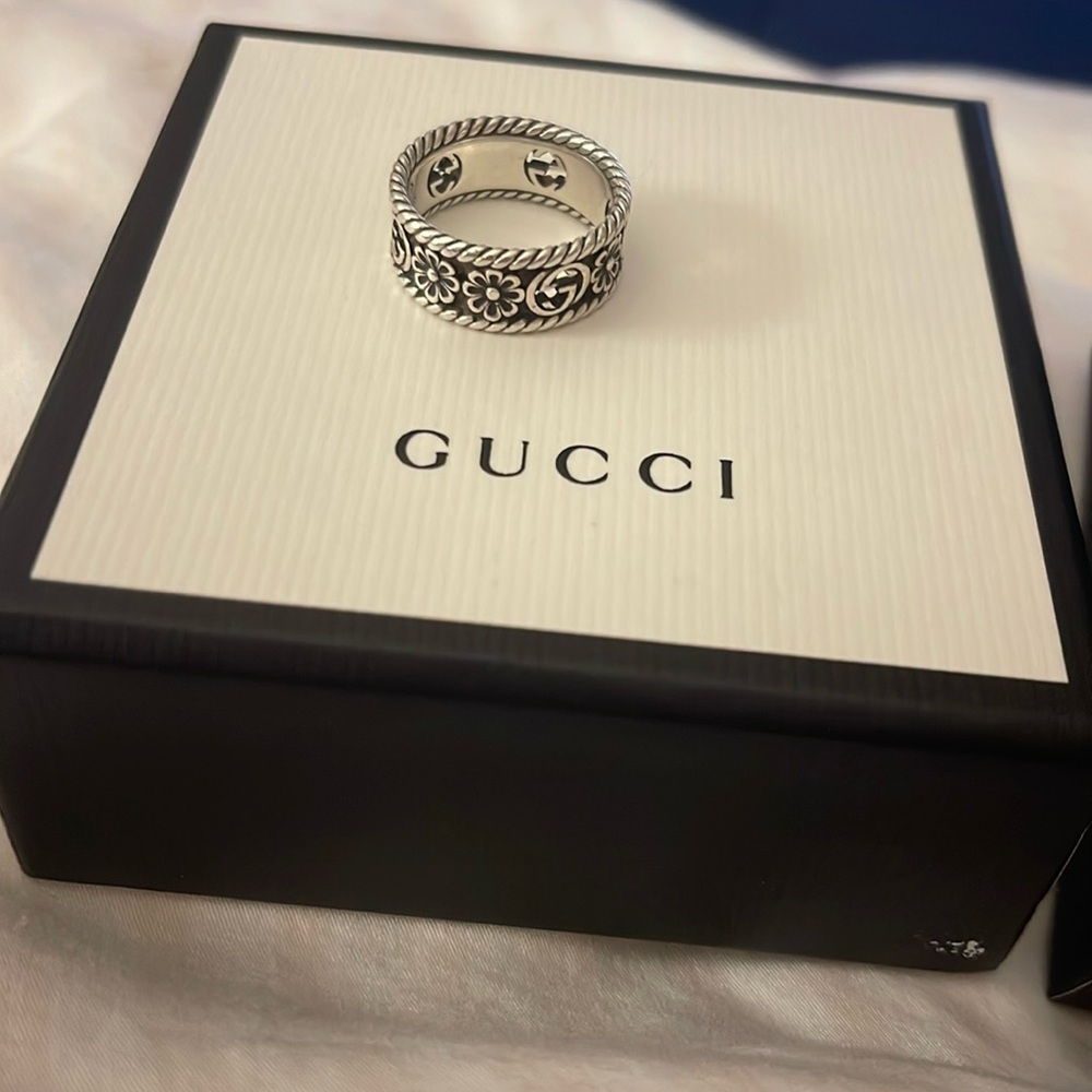 Authentic Gucci Sterling Silver GG Flower Ring